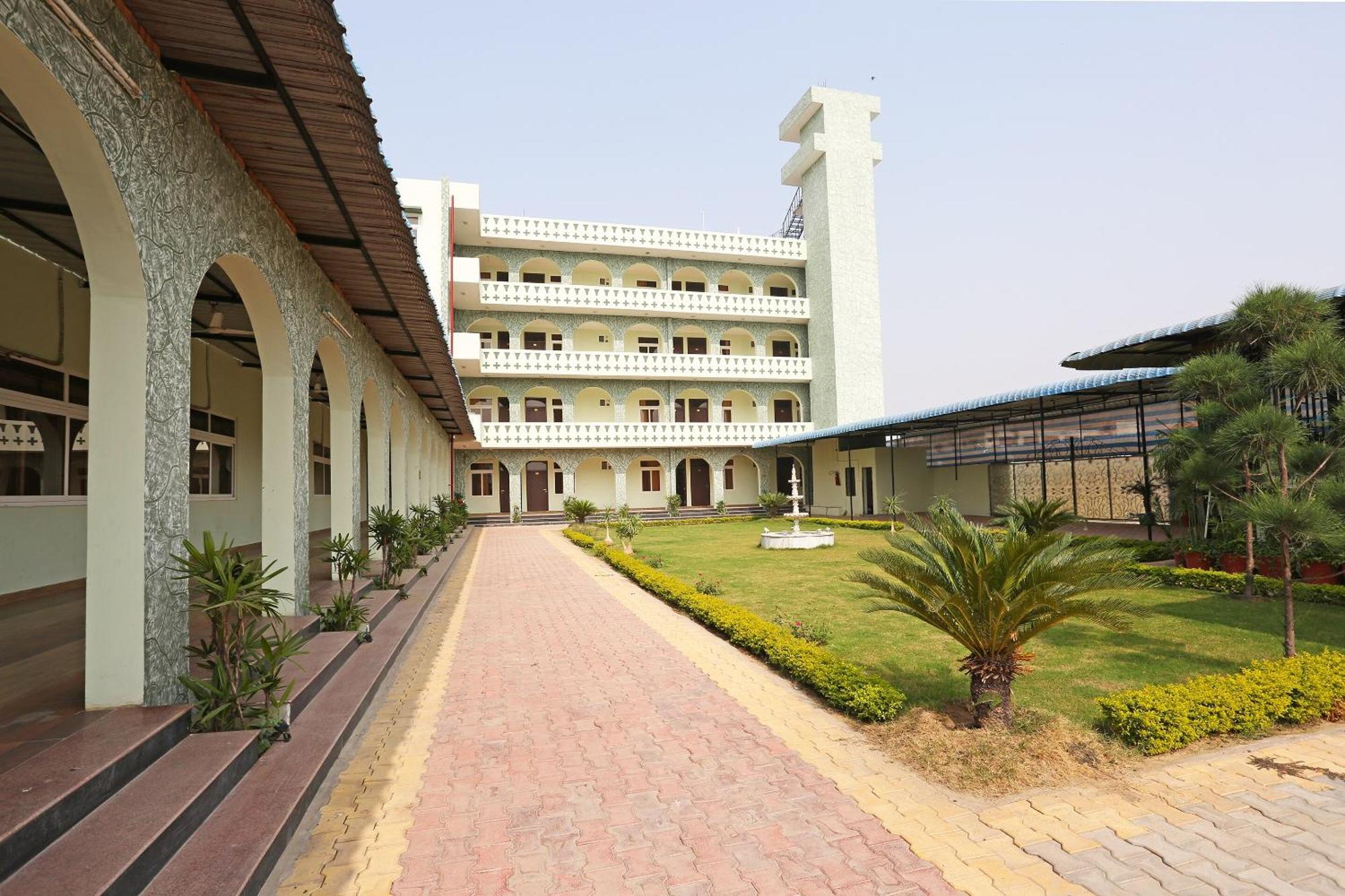 Hotel O Radhika Resort Kota  Εξωτερικό φωτογραφία